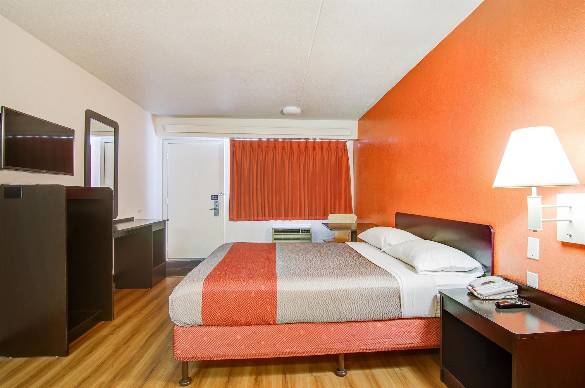 Motel 6-Springfield, Mo - North Екстериор снимка