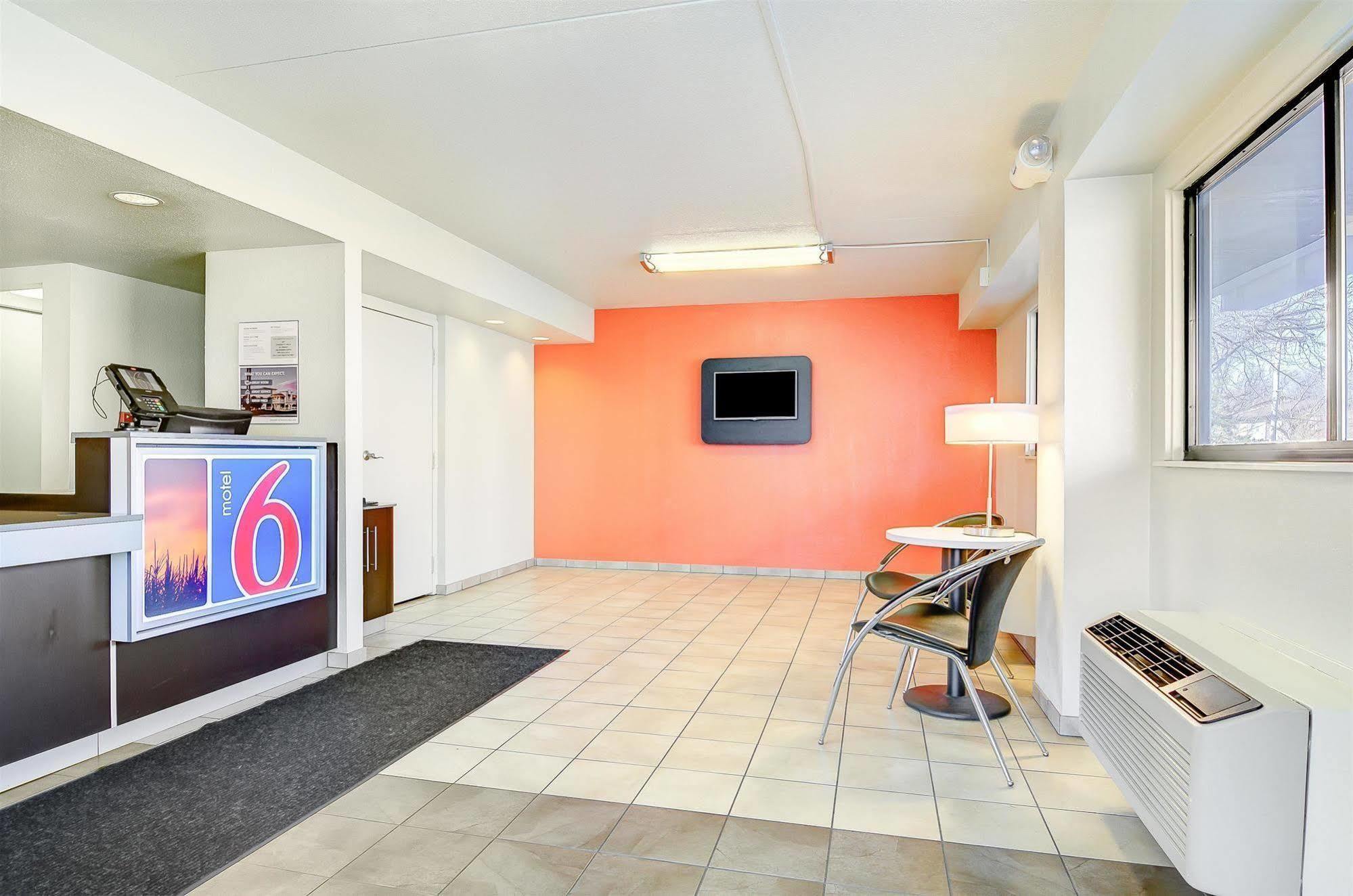 Motel 6-Springfield, Mo - North Екстериор снимка